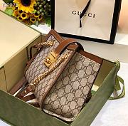 Gucci Padlock small GG shoulder bag with Gold-tone 26cm - 2