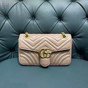 Dusty pink matelassé chevron leather GG Marmont 26cm - 6