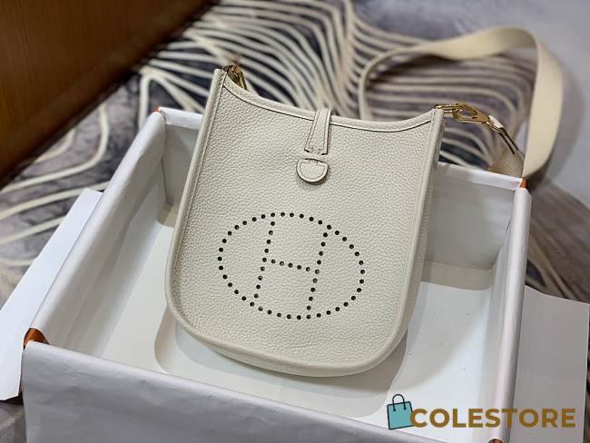 Hermes  Evelyne Mini TPM in Cream_Size 17x18cm - 1