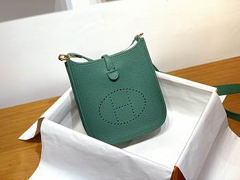 Hermes Evelyne TPM Vert_ Size 17x18cm