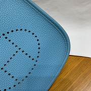 Hermes Evelyne Tpm Bleu_Size 17x18cm - 3