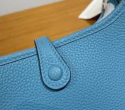 Hermes Evelyne Tpm Bleu_Size 17x18cm - 4