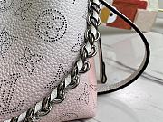 Louis Vuitton Bella Mahina in Rose Hand Bag_ M57855 Size 19x22x14cm - 3
