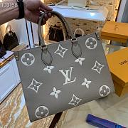 Louis Vuitton OnTheGo PM Monogram in Tourtelre M44576 35cm - 4