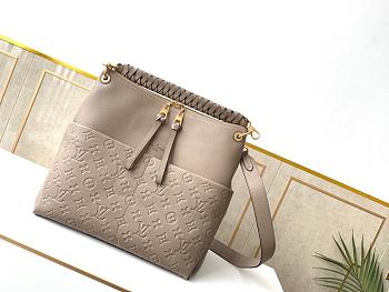 Louis Vuitton Maida Hobo Monogram Tourterelle M45523 Size 33cm