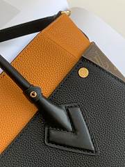 Louis Vuitton On My Side Tote Bag In Black_M53823_Size 30.5x24.5x14.0cm - 3