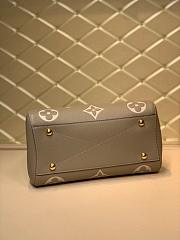 Louis Vuiton Montaigne MM Bicolour Monogram M45499 33cm - 3