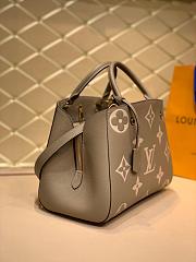 Louis Vuiton Montaigne MM Bicolour Monogram M45499 33cm - 2