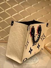 Louis Vuitto OntTheGo PM Monogram Empreinte Leather 35cm  - 4