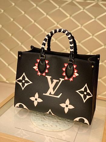 Louis Vuitton Crafty OntTheGo PM Monogram Empreinte Leather 35cm 