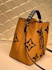 Louis Vuitton Crafty Néonoé Monogram Empreinte Leathers In Caramel 26cm - 3