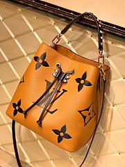 Louis Vuitton Crafty Néonoé Monogram Empreinte Leathers In Caramel 26cm - 4