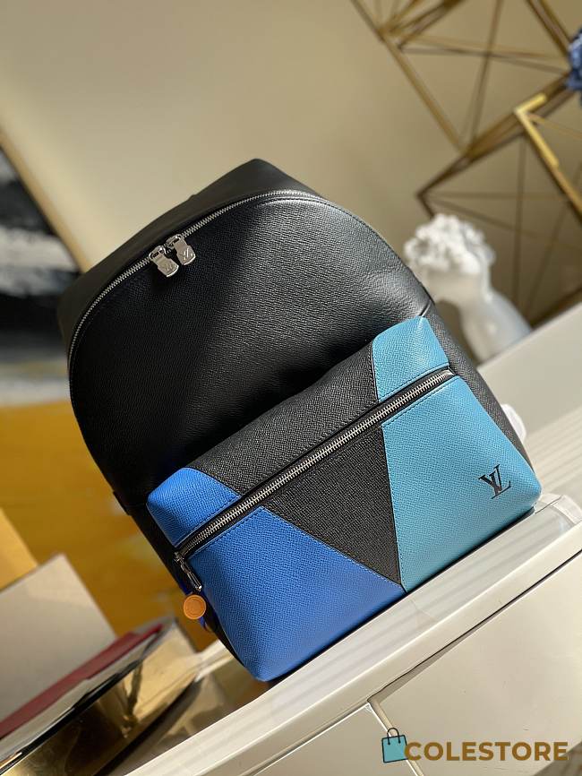 Louis Vuitton Discovery Backpack Taiga Leather 37m - 1