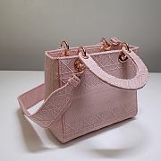Dior Medium Lady D-Lite Bag In Bois De Rose Cannage Embroidery M0565 Size 24x20x11cm - 2