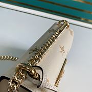 Gucci White Leather Padlock Bee Star Small Shoulder Bag ‎‎20cm  - 2