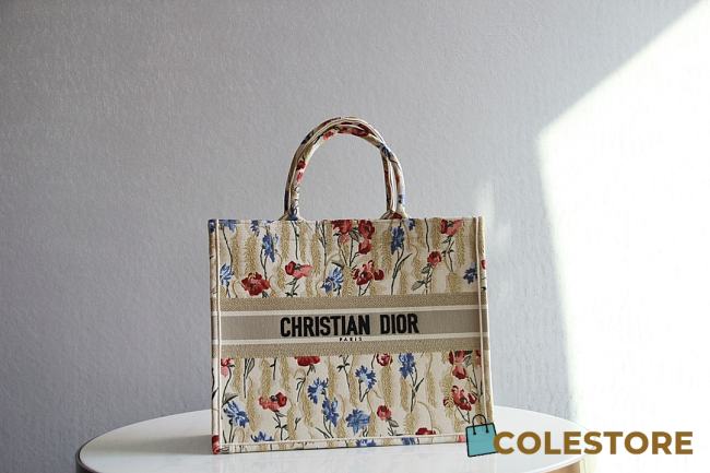Dior Book Tote in Beige Thread Embroidery 41.5cm - 1