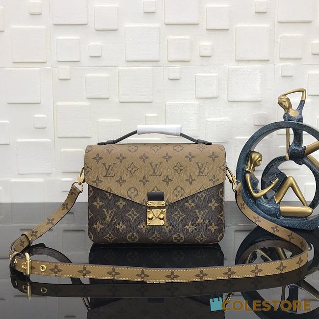 lv pochette metis dimensions