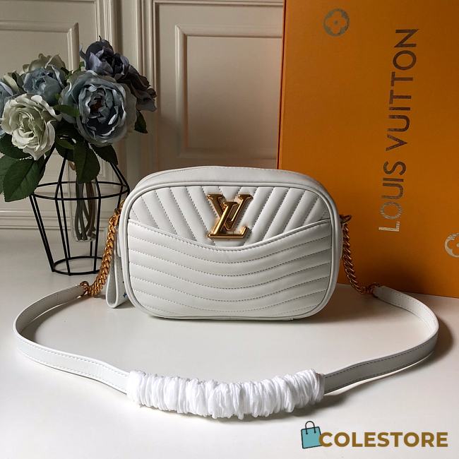 Louis Vuitton New Wave Calfskin Leather In White M53683 Size 21.5x15.5x6.0cm - 1