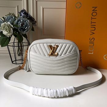 Louis Vuitton New Wave Calfskin Leather In White M53683 Size 21.5x15.5x6.0cm
