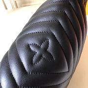 Louis Vuitton New Bumbag Wave Waist Bag M53750 Size: 37x14x13 cm - 4