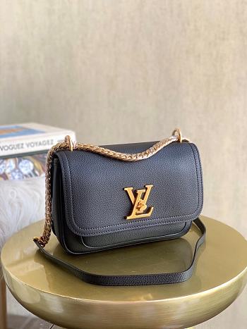 Louis Vuitton Lockme Chain Bag in Black M57073 Size 23x16x10cm