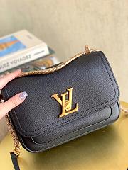 Louis Vuitton Lockme Chain Bag in Black M57073 Size 23x16x10cm - 6