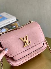 Louis Vuitton Lockme Chain Bag In Pink M57071 Size 23x16x10cm - 2