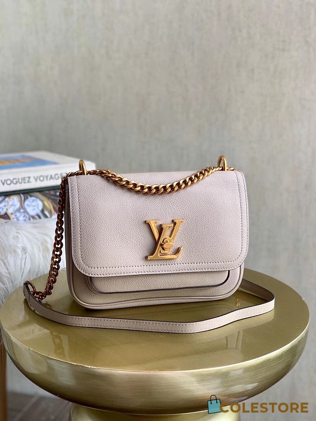 louis vuitton handbag gold chain