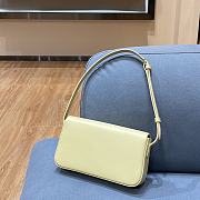 Ceiline Triomphe Shoulder Bag In Shiny Calfskin Size 20×10×4cm - 3