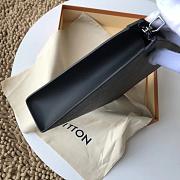 Louis Vuitton Pochette Voyage MM Monogram Eclipse 27cm - 4