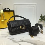 Fendi Baguette Black Leather Bag Size 26x15x6cm - 3