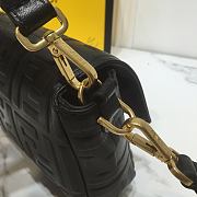 Fendi Baguette Black Leather Bag Size 26x15x6cm - 6