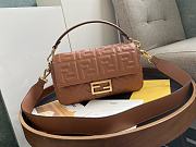 Fendi Baguette Brown Leather Bag Size 26x15x6cm - 1