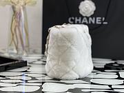 Chanel Shearling Lambskin Bucket Bag In White AS2257 Size 16x18x12cm - 4