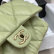 Chanel 19 Maxi Bag in Lambskin AS1162 In Green Size 19x14.5x8.5cm - 6