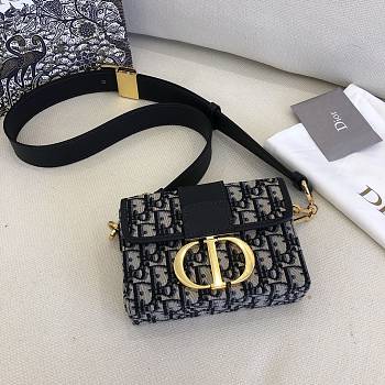 Dior 30 Montaigne Mini Box Montaigne Bag M9204 Size: 17.5x11.5x5cm