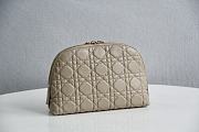 Dior Caro Beauty Pouch Cannage Lambskin In White S5047 Size 23x15.5x7.5cm - 5