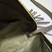 Gucci Soho Small Leather Disco Bag In Grey 308364 Size 21x15x7cm - 6