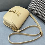 Dior Medium Dior Bobby Bag In Beige Lychee Pattern M9319 Size 22cm - 3