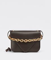 Bottega Veneta Mount In Dark Brown 667398 Size: 27x20x7cm - 1