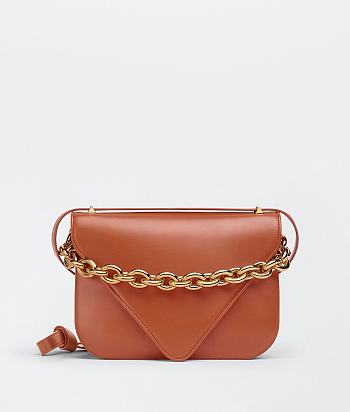 Bottega Veneta Mount In Maple 667398 Size: 27x20x7cm