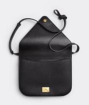 Bottega Veneta Mount Leather Envelope 667398 Size 27x20x7cm - 4