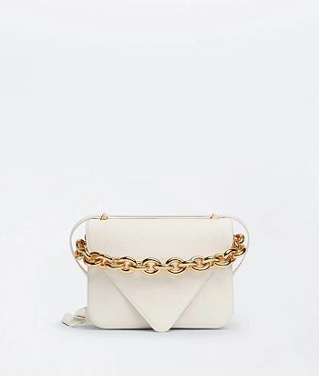 Bottega Veneta Mount Leather Envolope Bag 667398 Size 21x16x4cm