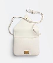 Bottega Veneta Mount Leather Envolope Bag 667398 Size 21x16x4cm - 4