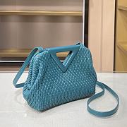 Bottega Veneta Small Point Top-Handle Bag In White 661986 Size 24×16×8cm  - 4