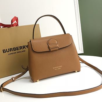 Buberry Medium Leather Two Handle Title Bag In Brown 6181 Size 26x12x21cm