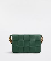 Bottega Veneta Cassette Intreccio Leather Cross-Body Bag 666870 Size 23x15x5cm - 1