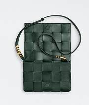 Bottega Veneta Cassette Intreccio Leather Cross-Body Bag 666870 Size 23x15x5cm - 3