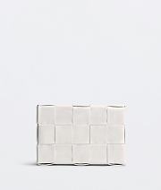 Bottega Veneta Cassette Intreccio Leather Cross-Body Bag White 666870 Size 23x15x5cm - 4