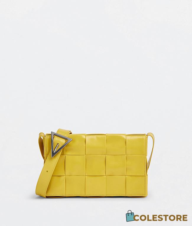 Bottega Veneta Cassette Intreccio Leather Cross-Body Bag Buttercup 666870 Size 23x15x5cm - 1